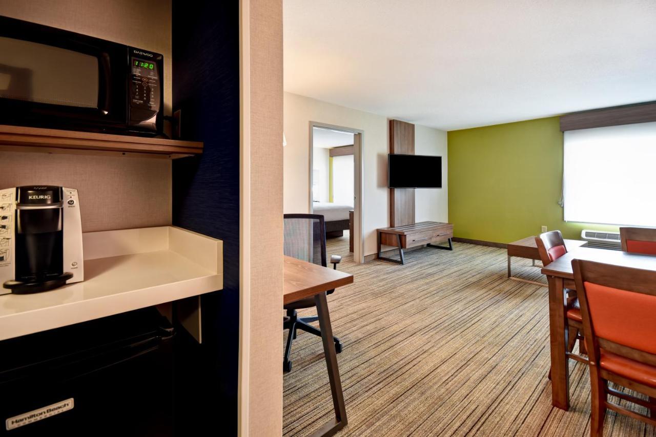 Holiday Inn Express Newport North - Middletown By Ihg Luaran gambar